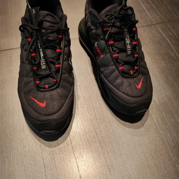 Nike 720 818 airmax